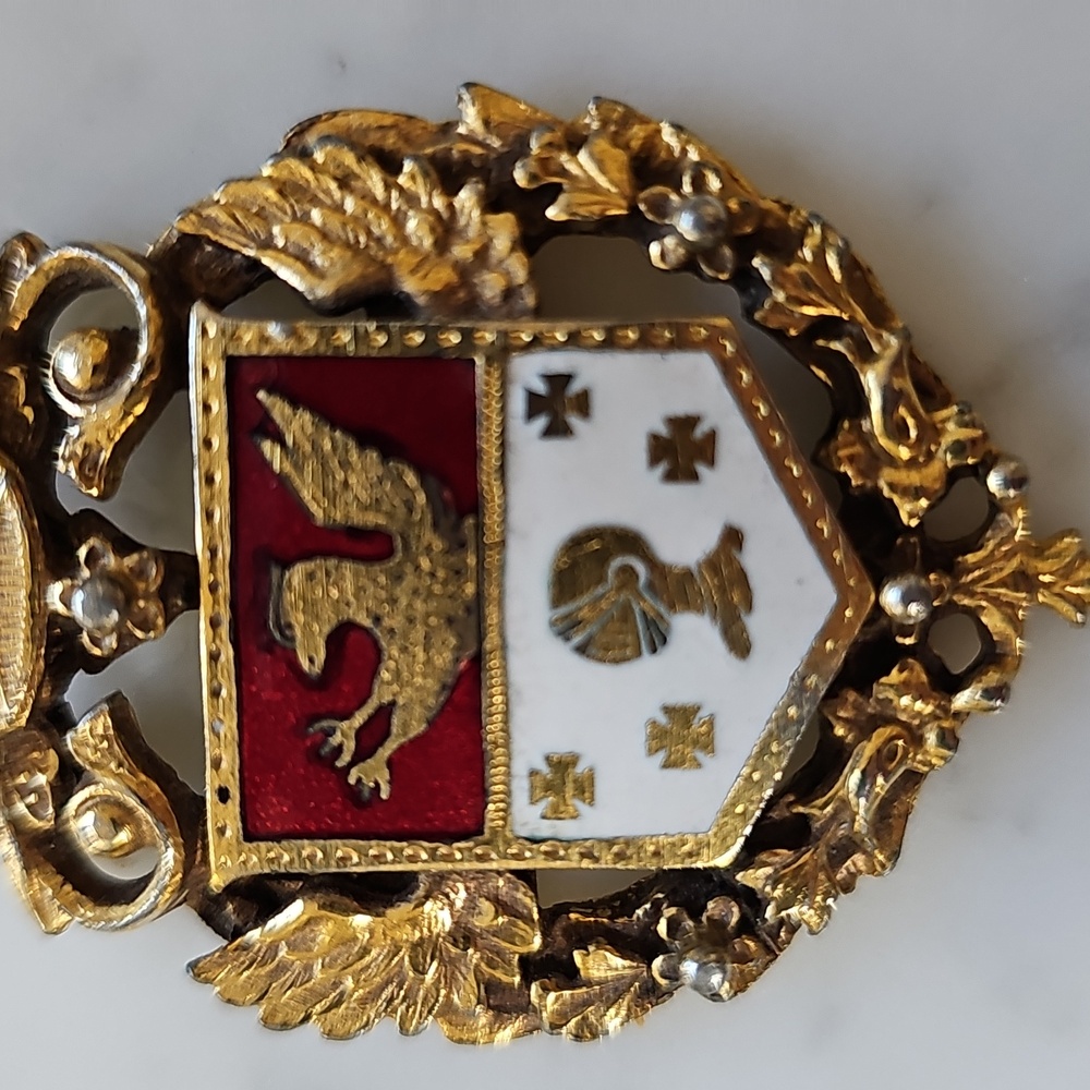 Coro Coat of Arms Vintage Brass Enamel Heraldic Shield Pendant - Picture 2 of 7